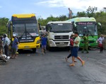 5 ôtô, 1 xe máy tông liên hoàn trên đèo Quán Cau, 1 người chết