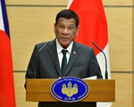 Tổng thống Philippines gọi vụ đâm tàu cá là 