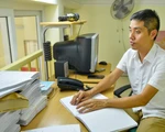 Mắt không nhìn thấy, chàng trai ấy vẫn 15 năm làm... phóng viên