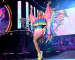 Hàng loạt sao lên tiếng ủng hộ cộng đồng LGBT trong 