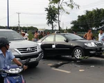 Tạm đình chỉ 2 sĩ quan công an liên quan vụ giang hồ vây xe công an