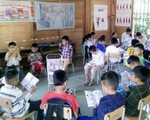Thư viện mini ngày hè cho trẻ vùng núi