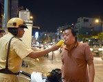Cứ 3 ông rời quán nhậu có 2 tự lái xe về nhà