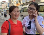 Ngày gia đình Việt Nam 28-6: Cảm ơn ba mẹ cả đời bên giấc mơ con