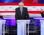 Coi ứng viên đảng Dân chủ tranh luận trên truyền hình, ông Trump chê 