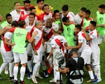 Suarez sút hỏng luân lưu, Uruguay bị Peru loại khỏi Copa America 2019