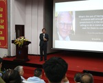 Sinh viên ở Sài Gòn nghe chuyện đời của nhà khoa học Đài Loan đạt giải Nobel