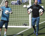Con trai Zidane đổi quốc tịch để khoác áo tuyển Algeria