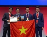 Bốn học sinh Việt đoạt huy chương vàng, bạc Olympic Hóa học quốc tế
