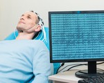 Lần đầu chuyển thành công tín hiệu não thành văn bản