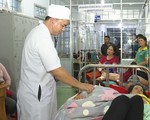 352 người bị ngộ độc ở hai tiệc cưới là do vi khuẩn trong gỏi hải sản