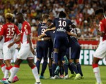 Monaco thảm bại 0-3 trước Lyon trong trận ra quân
