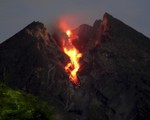 Indonesia cấm các hoạt động gần núi lửa Merapi