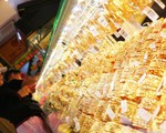 Giá vàng lao dốc mạnh