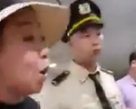 Nữ hành khách mắng xối xả nhân viên hàng không là cán bộ công an