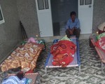 Mò cua bắt ốc, 4 mẹ con, bà cháu chết đuối đau lòng