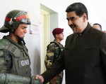 Mỹ đóng băng toàn bộ tài sản của chính phủ Venezuela