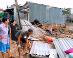 Đang xem truyền hình, một phụ nữ bị nhà sập đè chết