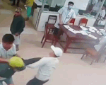 Video: Truy bắt nhóm thanh niên hỗn chiến gây náo loạn bệnh viện