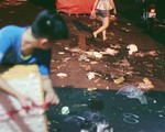 Chơi Trung thu phố Hàng Mã, mắt ngắm trăng sao, tay xả rác