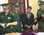 Video: Người đàn ông mang 56.000 viên ma túy, bánh heroin vượt biên giới