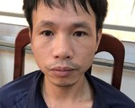 Người bắn pháo sáng trên sân Hàng Đẫy: 