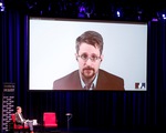Mỹ kiện đòi tiền nhuận bút viết sách của Edward Snowden