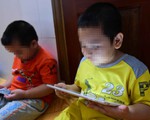 Con nghỉ học, đánh bố mẹ để... đòi lại điện thoại, iPad