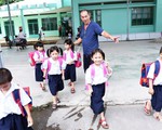Tặng gia tài 100 tỉ đồng cho trẻ mồ côi