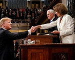 Trump, yêu nước và... bị luận tội