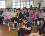 Họp phụ huynh chán ngắt, lẽ nào lỗi chỉ của trường?