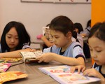 Sách cả đống trong nhà, vì sao con không chịu đọc?