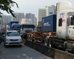TP.HCM xem xét mở rộng đường để giảm ùn tắc cảng Cát Lái