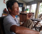 Tai nạn trong mưa của hai cô công nhân và ông già chở 500 hột vịt