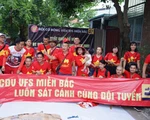 Cựu danh thủ Hồng Sơn sang Thái Lan cổ vũ cho đội tuyển Việt Nam