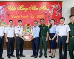 Đoàn đại biểu TP.HCM thăm, chúc tết Bộ tư lệnh Vùng 2 và Lữ đoàn 125 Hải quân