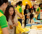 Xuân về và những chiếc khăn kết nối yêu thương