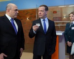 Ông Putin dọn vị trí mới, đón ông Medvedev về đảm nhiệm