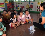 Những cô nuôi dạy trẻ can trường