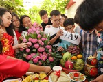 Học sinh bất ngờ khi học làm mâm cỗ tết