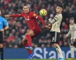M.U chỉ hơn Liverpool ở khả năng… diễn hài