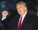 Chỉ 1 tiếng, ông Trump post 41 tweet lên Twitter của mình