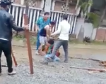 Kinh hoàng cảnh chó pitbull tấn công làm một bà cụ dập nát cánh tay