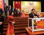 Hà Nội ủng hộ 7 tỉ đồng giúp 5 tỉnh miền Trung khắc phục lũ bão
