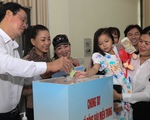 Người dân, học sinh TP.HCM chung tay góp 7,7 tỉ hỗ trợ đồng bào miền Trung