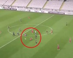 Đá phạt "nhanh như chớp" từ giữa sân, cầu thủ "vô danh" đi vào lịch sử Europa League