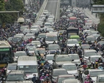 Thông xe vành đai 2 trên cao, đường Trường Chinh lại tắc hơn