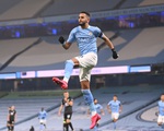 Mahrez lập hat-trick, Man City đè bẹp Burnley tại Etihad