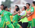 Điểm tin thể thao sáng 21-12: Đội bóng của bầu Đức vào chung kết SV-League, PSG hòa nhạt nhòa