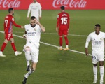 Đánh bại Granada, Real Madrid tiếp tục bằng điểm Atletico Madrid